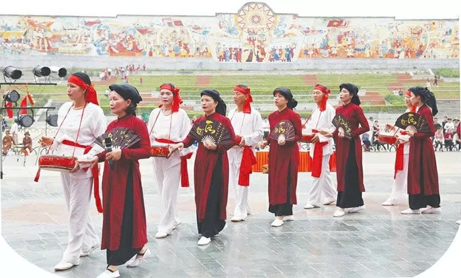 Developing tourism linked with cultural preservation – Phu Tho's key direction post- merger