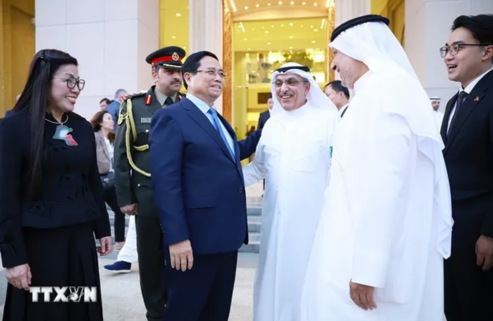 Prime Minister Chinh seeks stronger energy partnership during Kuwait visit