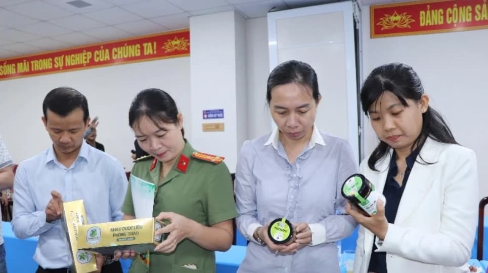 Ho Chi Minh City focuses on multiple measures to promote trade connectivity for OCOP products