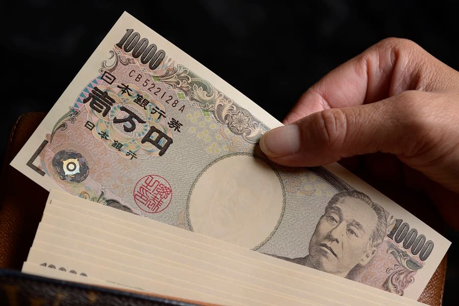 Why has the yen been so weak?