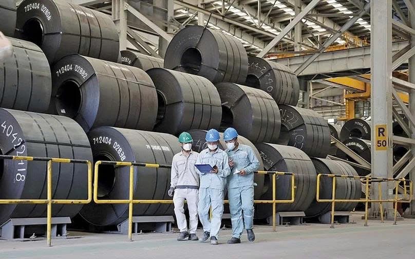 Growth recorded in Vietnam's manufacturing sector despite severe typhoons, floods