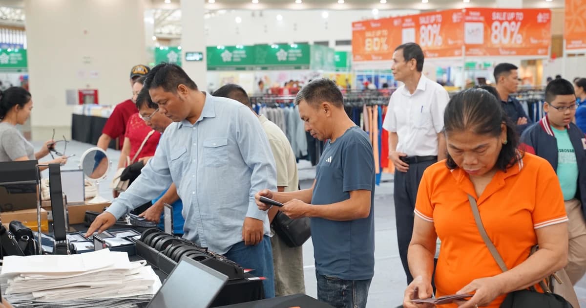 “Golden season” boosts consumer spending