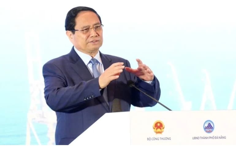 Cutting logistics costs to global average could save $45 bln a year for Vietnam: PM