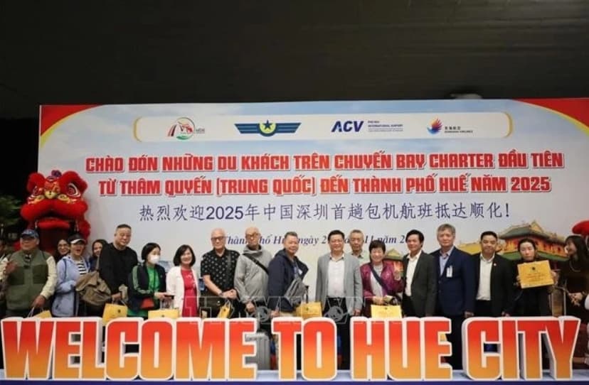 Hue welcomes first charter flight from China's Shenzhen