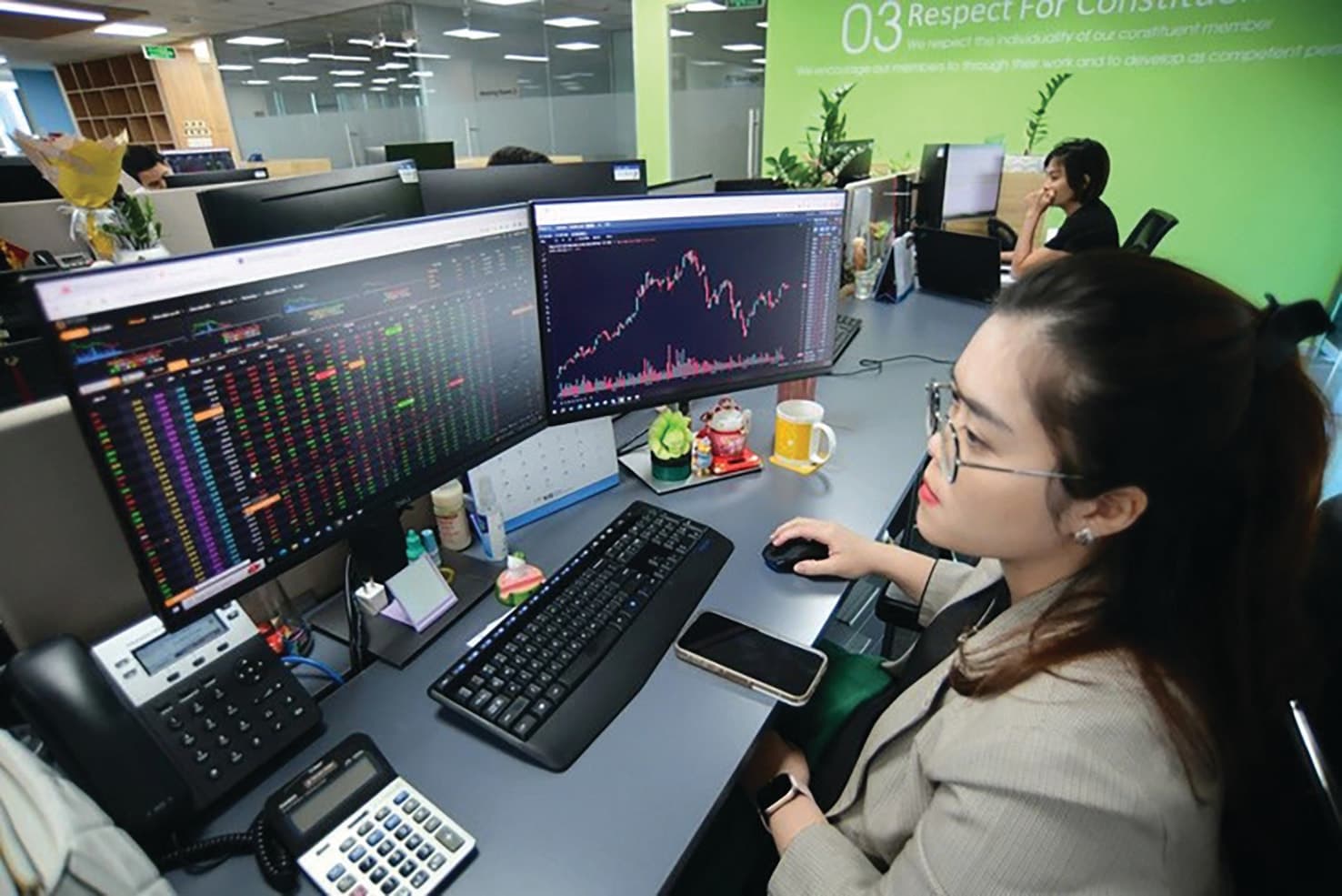 Stock Market Daily Forecast: Restructuring portfolios for some stocks