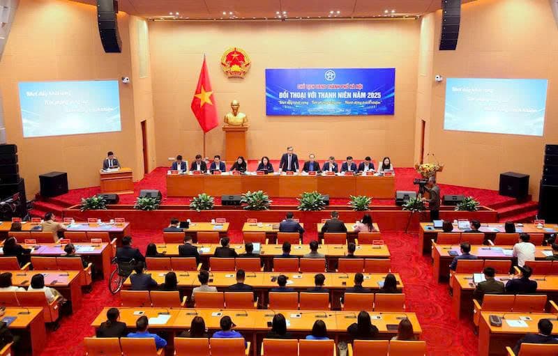 Hanoi drafts multi-tier talent strategy to build digital elite workforce