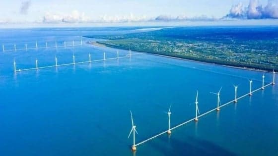 Central Vietnam province Ha Tinh picks Vingroup for 2 wind power projects worth $1.48 bln