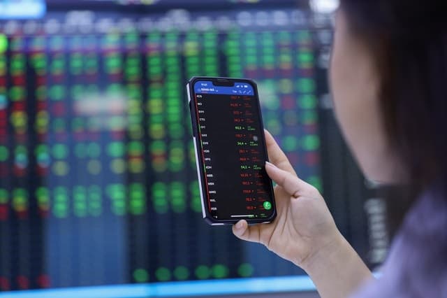 Stock Market Daily Forecast: Cash flow could continue to be diversified