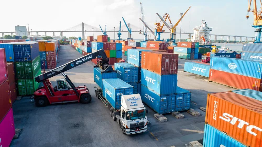 Vietnam must raise value-added, autonomy to sustain trade growth: expert says