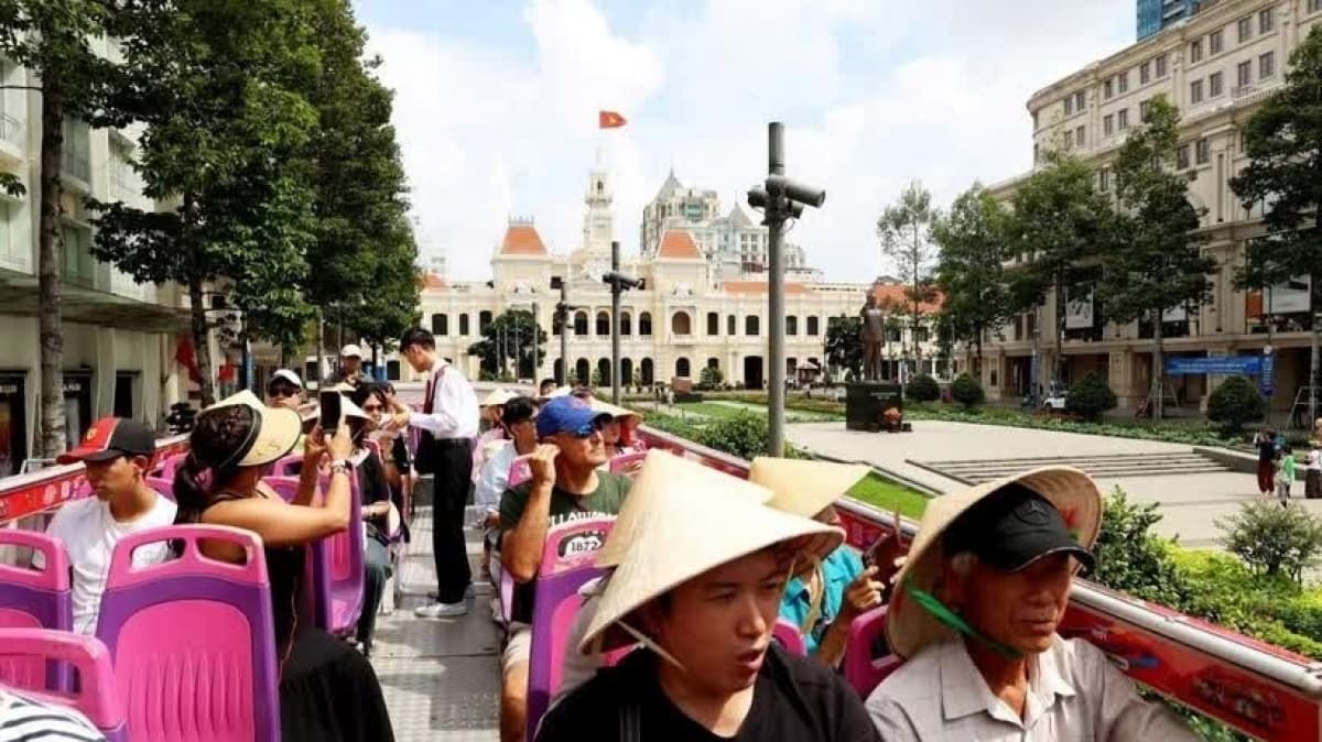 HCM City targets record 61 million tourists for the new year