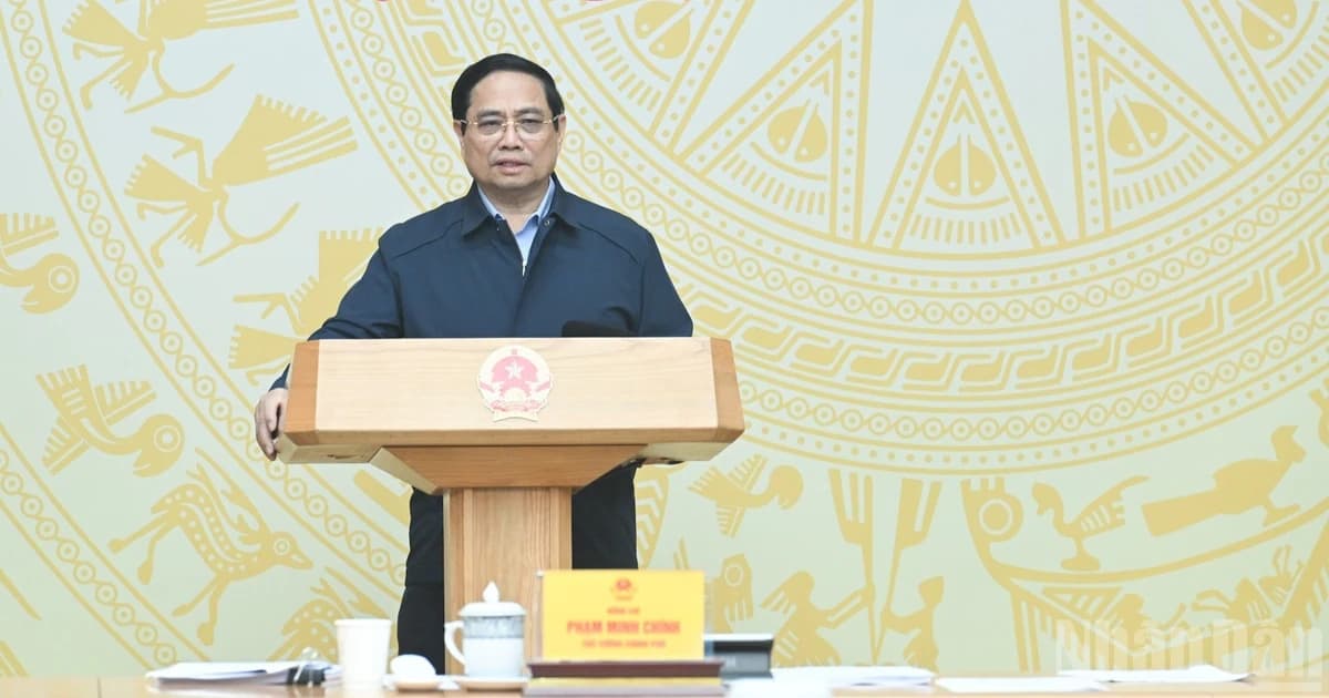 PM urges cooling housing prices to match real incomes, market realities