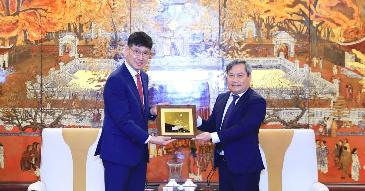 Hanoi backs Samsung expansion to deepen high-tech investment and talent development