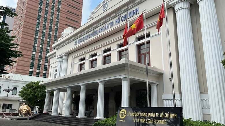 Vietnam's major bourse lines up four new listings at start of 2026