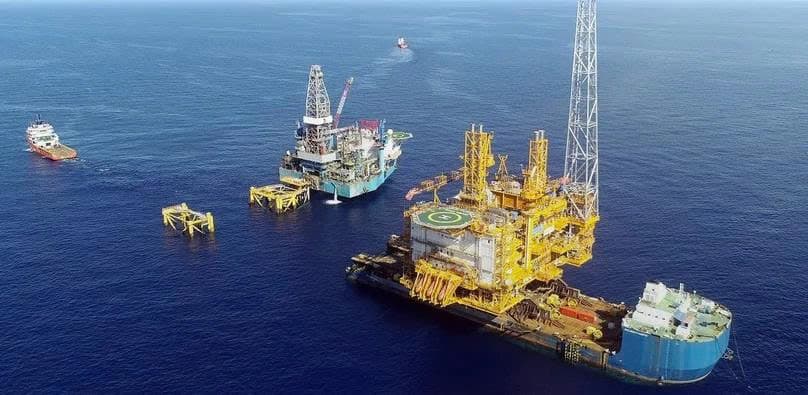 Vietnam oil & gas firms post record profits in 2025