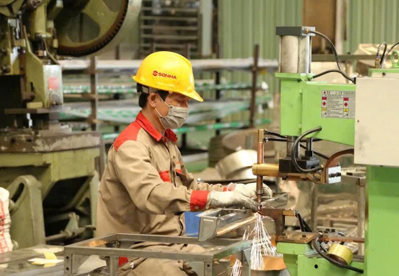 High-tech industries to make up over 70% of Hanoi’s key industrial output
