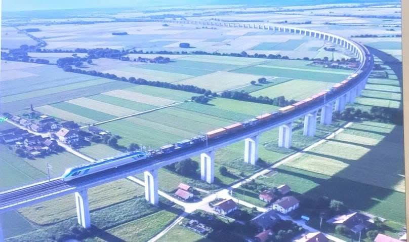 Becamex to make feasibility study for $6.4 bln rail route linking HCMC with Dong Nai province