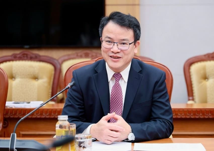 Vietnam strengthens public debt management with World Bank and IMF