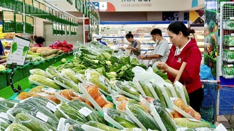 Market remains stable on first day of Tet
