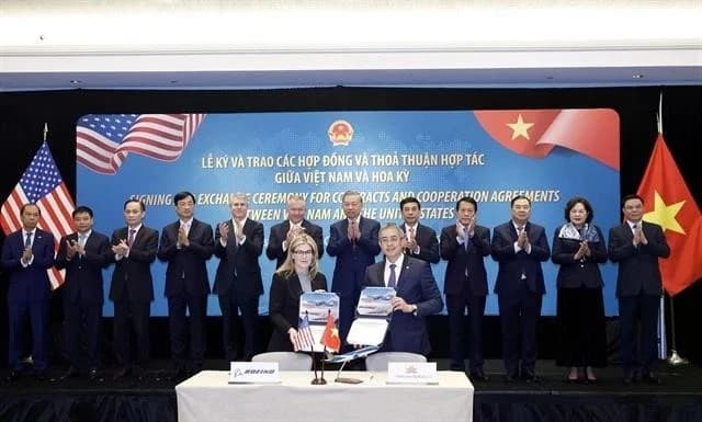Vietnamese airlines seal multi-billion-dollar deals in US to expand and modernise fleets