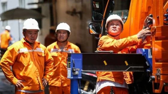 HCMC labor market faces hiring paradox as demand outstrips supply