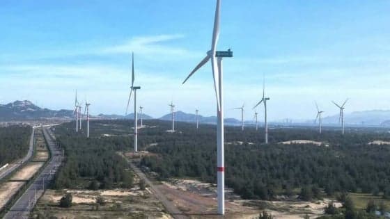 Vietnam's industry ministry asks provinces to handle stalled renewable power projects