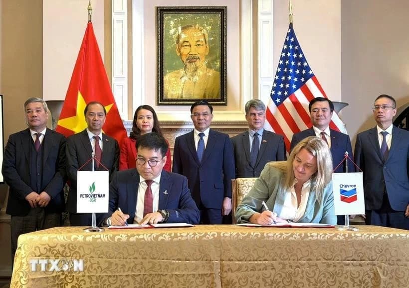 Viet Nam seeks deeper energy, industrial, aviation ties with US