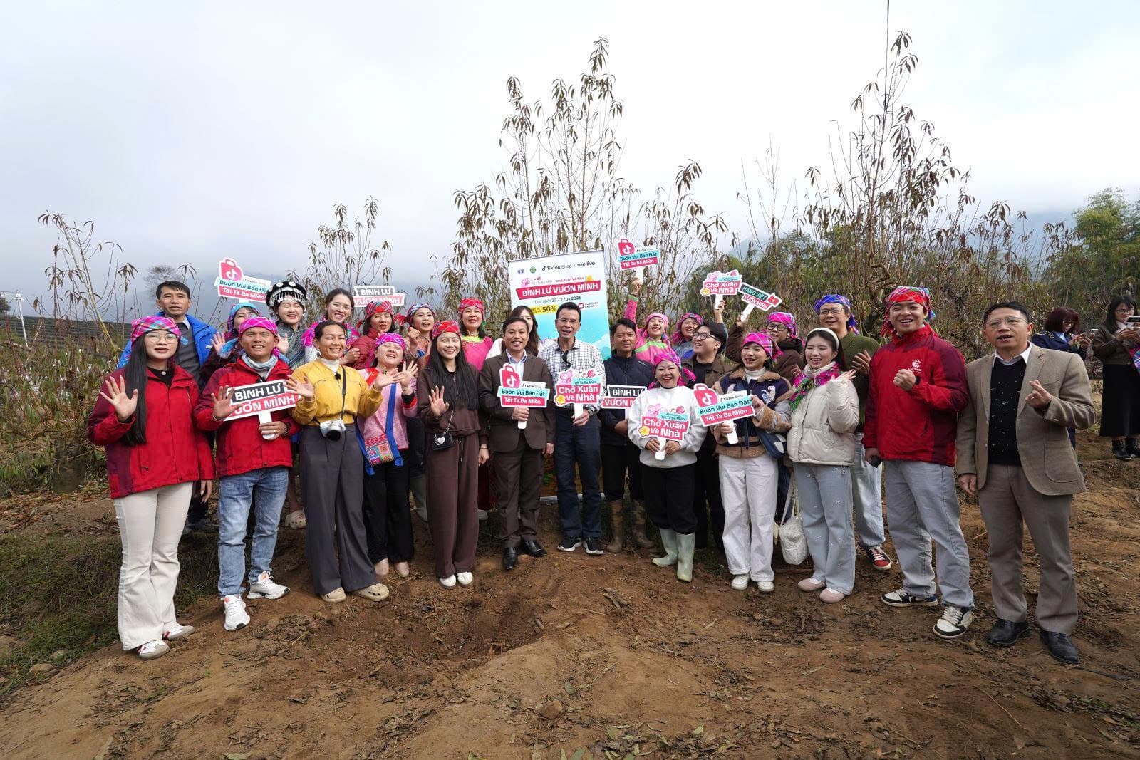 Vietnam pushes rural e-commerce expansion to narrow digital divide nationwide