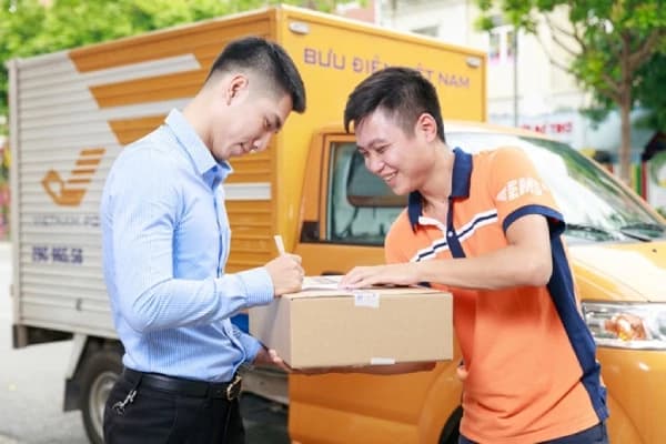 VCCI: Parcel identification regulations could cost trillions of VND annually