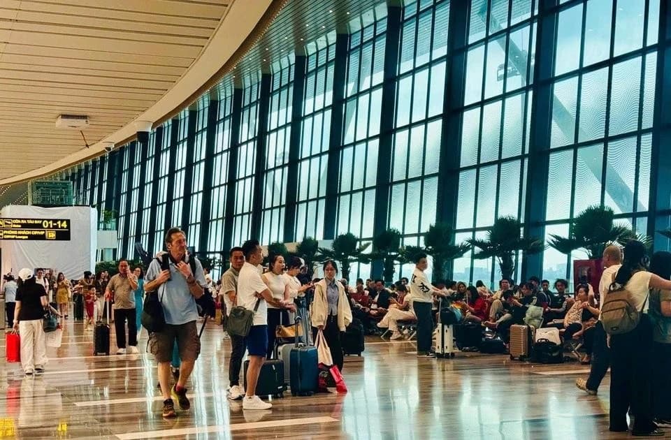 Tan Son Nhat airport expected to handle over 1,000 flights per day during Tet peak