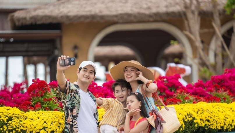 Vung Tau Officially Unveils Water Park Holding Two World Records