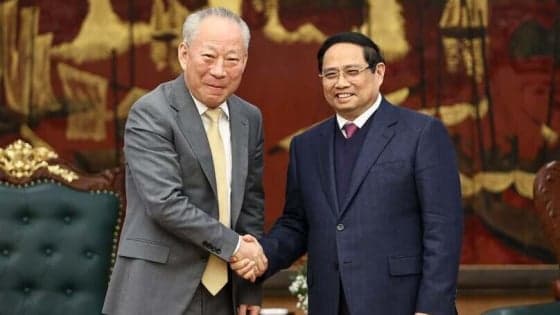 Vietnam PM urges China Pacific Construction Group to study metro link between Tan Son Nhat and Long Thanh airports