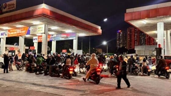 Vietnam secures 4 mln barrels of oil to stabilize supply: Prime Minister