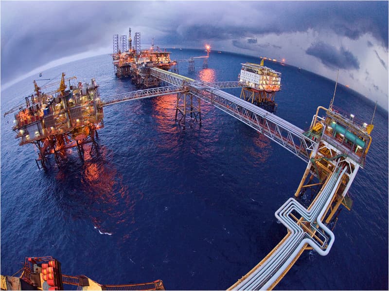 Elevating Vietnam - Russia cooperation from backbone of energy, oil and gas