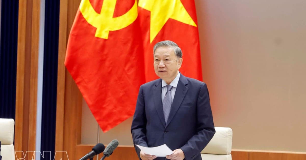 Hai Phong must become modern industrial, seaport hub: Party chief