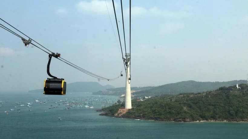 Three cable car routes of Viet Nam ranked among most spectacular ones in Asia