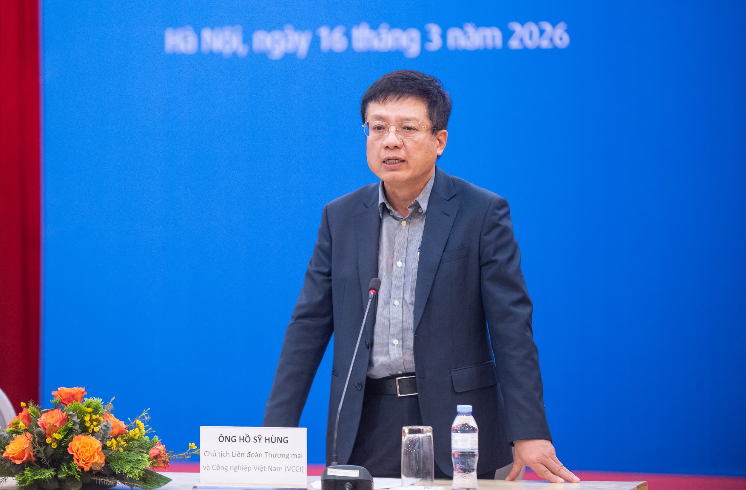 Roundtable: New U.S. tariff policies, Middle East tensions, and solutions for Vietnamese businesses