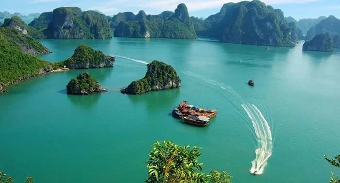 Bai Tu Long Bay among 7 Wonders of Southeast Asia for 2026: Condé Nast Traveller