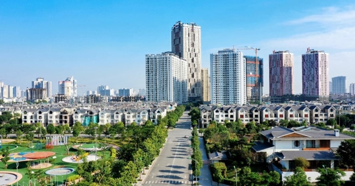 HCM City approves 28 real estate firms to pilot commercial housing projects