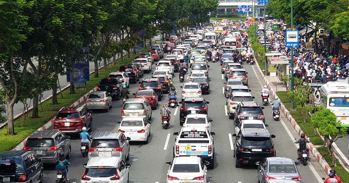 HCMC accelerates emission controls as air pollution rises