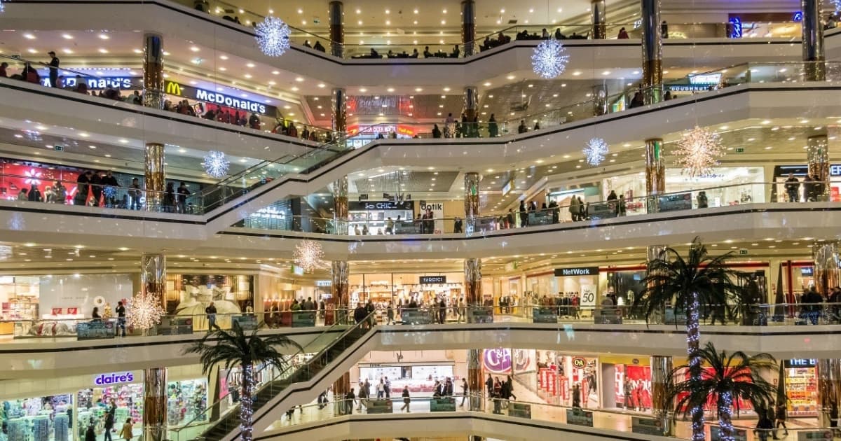 HCMC targets top spot among ASEAN retail hubs