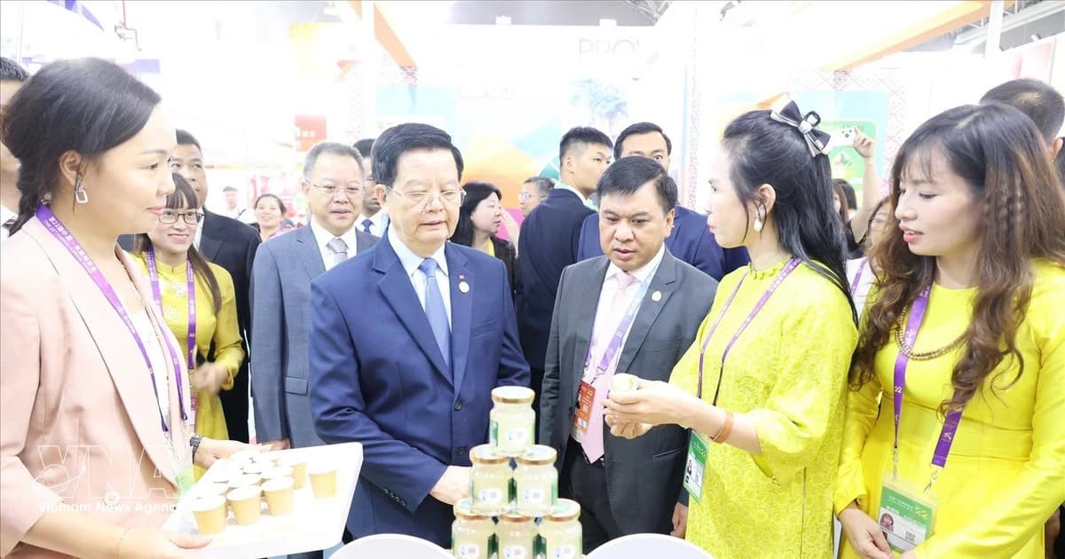 CAEXPO - effective channel for Viet Nam-China cooperation