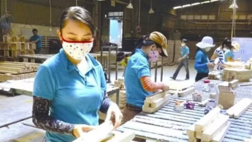 Maintaining stability in production, business and people’s livelihoods