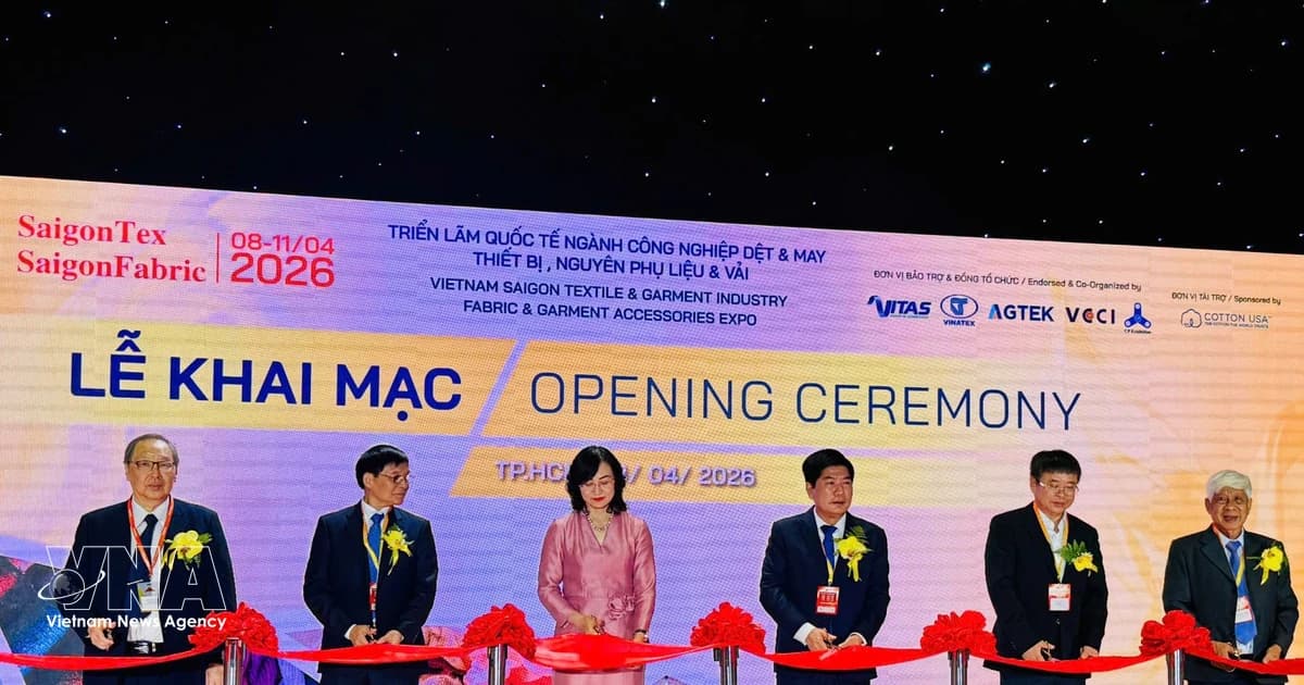 Textile industry expo gathers over 1,000 firms