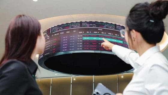 Vietnam stocks surge on market status upgrade outlook, strong inflows