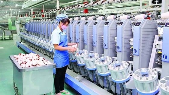 Vietnam’s textile giant Vinatex posts 31% profit jump in Q1, braces for potential trade risks
