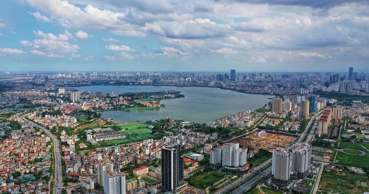 Ha Noi and Ho Chi Minh City remain as Viet Nam’s economic engines in first quarter