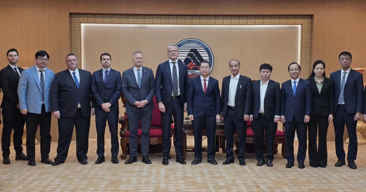 Global logistics giant pledges to transform Da Nang into a regional transshipment hub