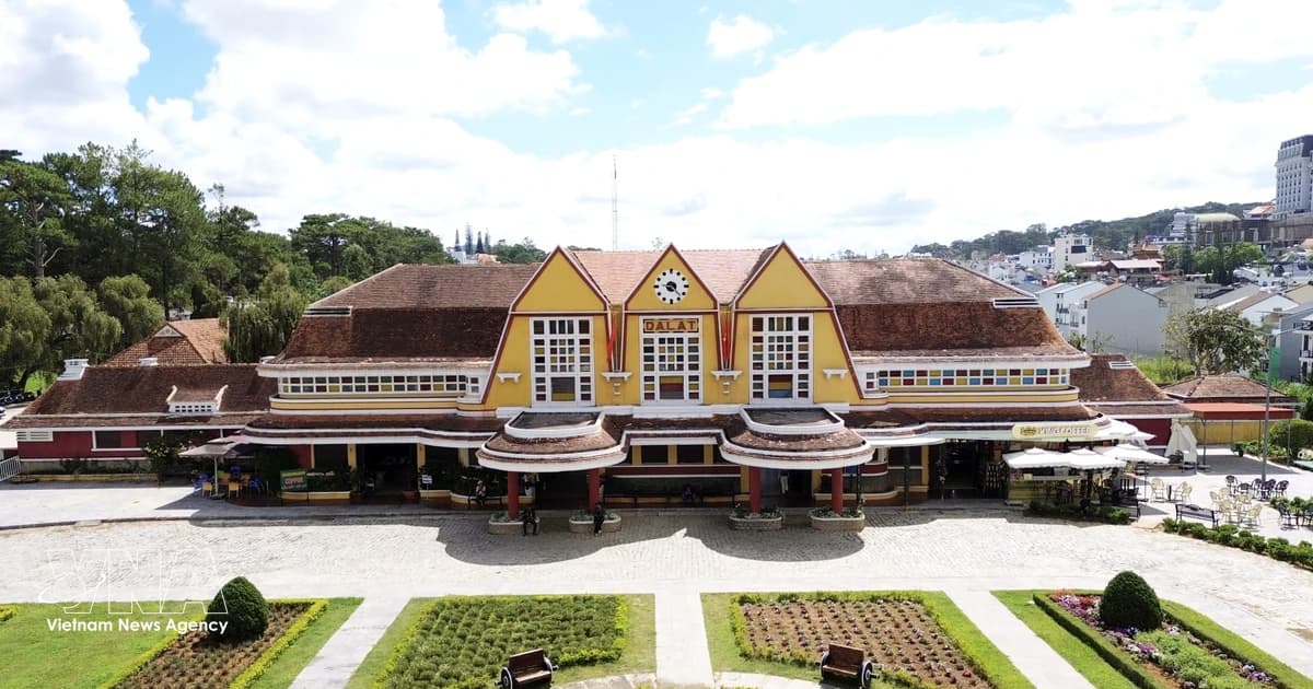 Da Lat city's century-old railway station doubles as tourist draw