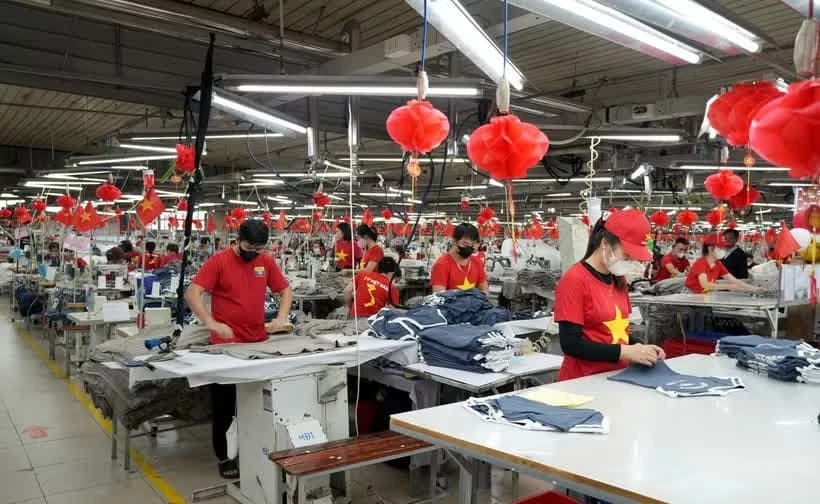 Viet Nam posts 7.11-billion-USD trade deficit in four months