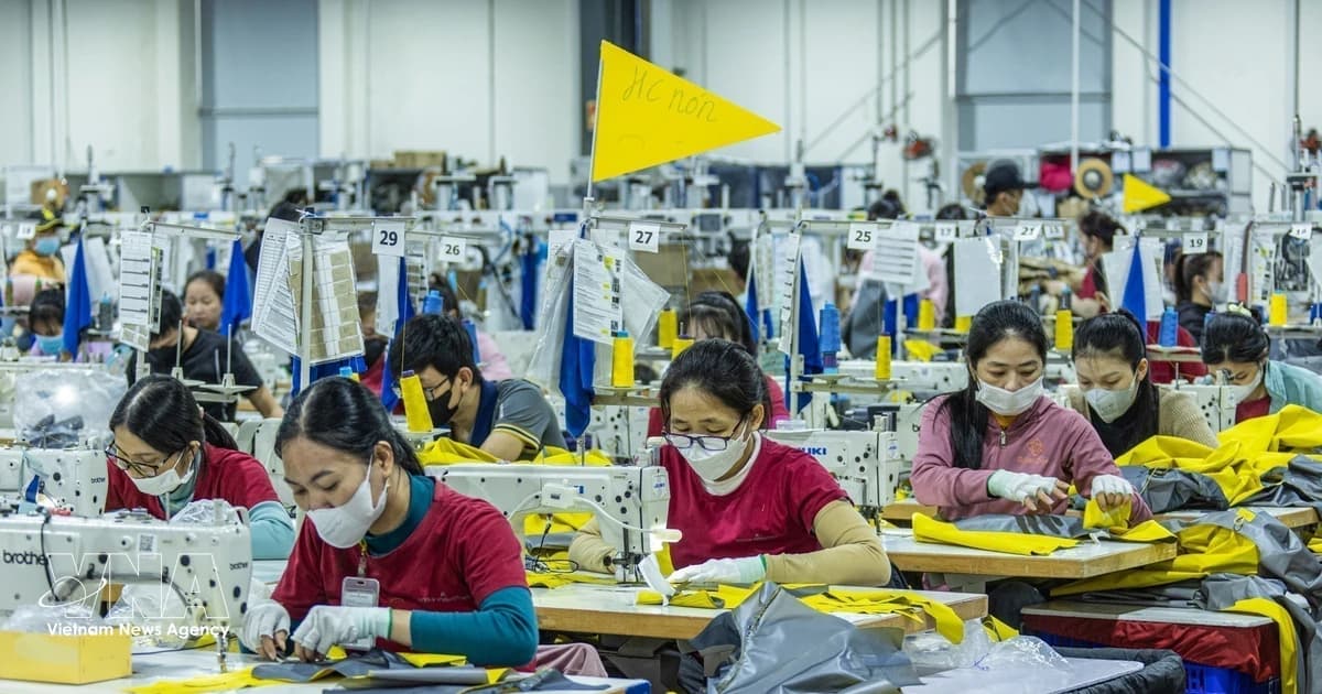 New businesses, market re-entries up 32.8% in first four months